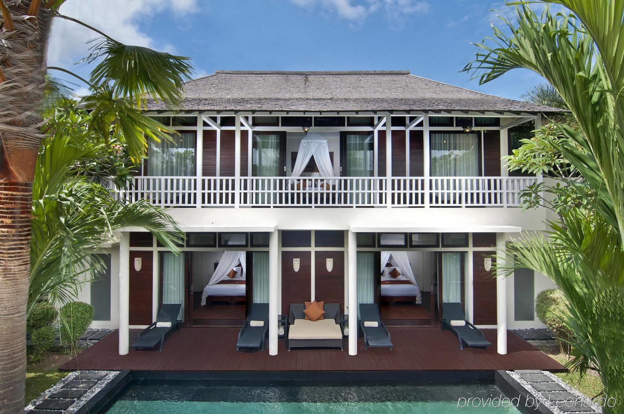 Astana Batubelig Villa Seminyak Exterior photo
